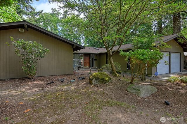 8808 SE 54th SE, Mercer Island, WA 98040