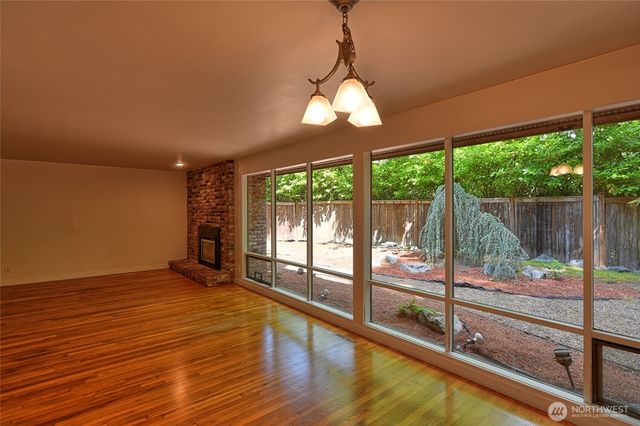 8808 SE 54th SE, Mercer Island, WA 98040