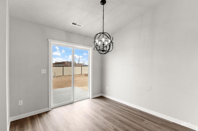 215 W 17th Ave, Jerome, ID 83338