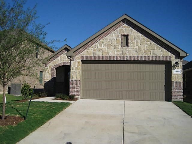 2860 Houston Wood Drive, Fort Worth, TX 76244