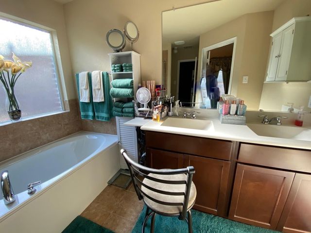 2860 Houston Wood Drive, Fort Worth, TX 76244