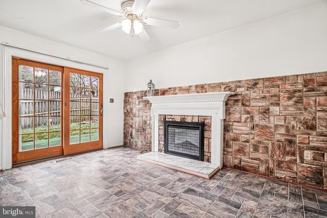 2201 MCLEAN PARK RD, Falls Church, VA 22043