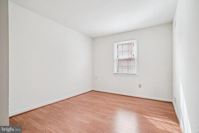 2201 MCLEAN PARK RD, Falls Church, VA 22043