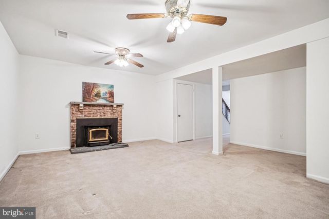 2201 MCLEAN PARK RD, Falls Church, VA 22043