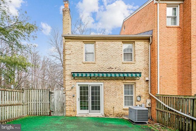 2201 MCLEAN PARK RD, Falls Church, VA 22043