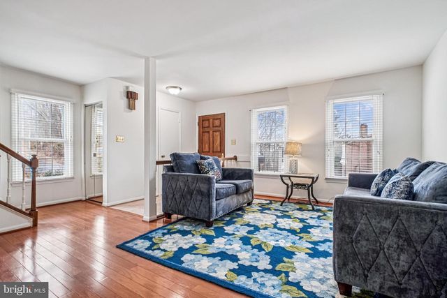 2201 MCLEAN PARK RD, Falls Church, VA 22043