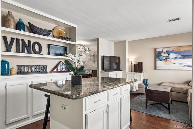 475 Columbine Street, Denver, CO 80206