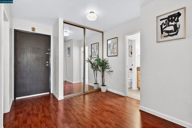 2005 Pleasant Valley Ave 103, Oakland, CA 94611