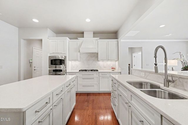 284 Beckingham Loop, Cary, NC 27519