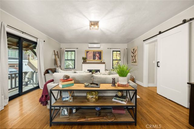 550 OAKDALE, Sierra Madre, CA 91024