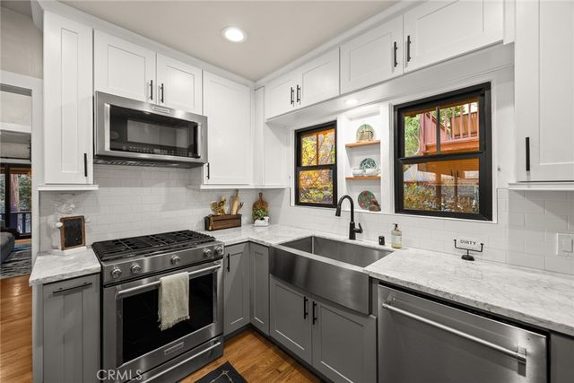 550 OAKDALE, Sierra Madre, CA 91024