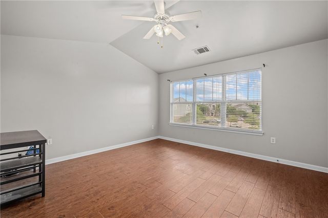 1725 Harvey Mitchell Parkway S 622, College Station, TX 77840