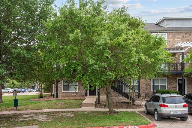 1725 Harvey Mitchell Parkway S 622, College Station, TX 77840