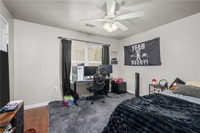 1725 Harvey Mitchell Parkway S 622, College Station, TX 77840