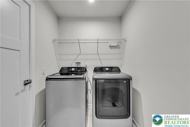 4211 Mimosa Lane, Whitehall Twp, PA 18052