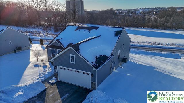 4211 Mimosa Lane, Whitehall Twp, PA 18052