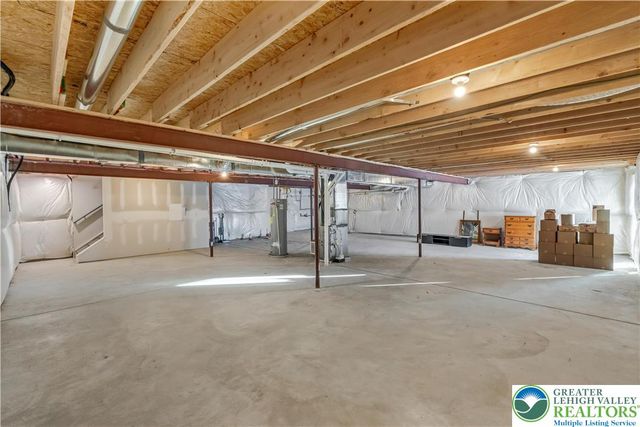 4211 Mimosa Lane, Whitehall Twp, PA 18052