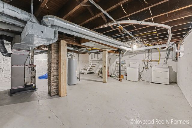 725 Crescent Street, Grand Rapids, MI 49503