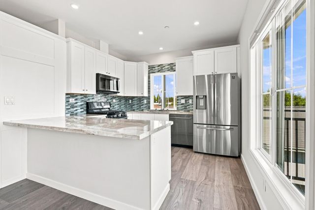 2973 Fair Oaks Avenue, Redwood City, CA 94063