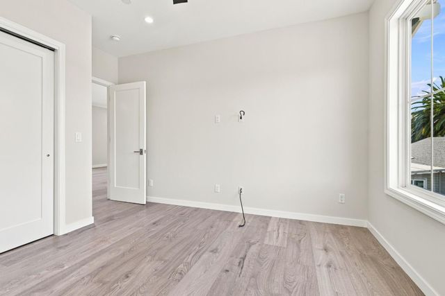 2973 Fair Oaks Avenue, Redwood City, CA 94063