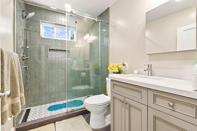 2973 Fair Oaks Avenue, Redwood City, CA 94063