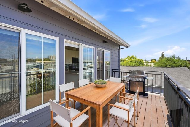 2973 Fair Oaks Avenue, Redwood City, CA 94063
