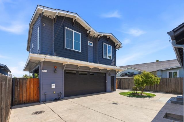 2973 Fair Oaks Avenue, Redwood City, CA 94063