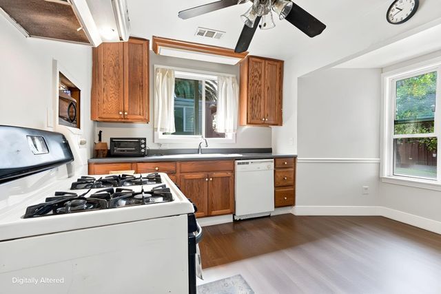 2973 Fair Oaks Avenue, Redwood City, CA 94063