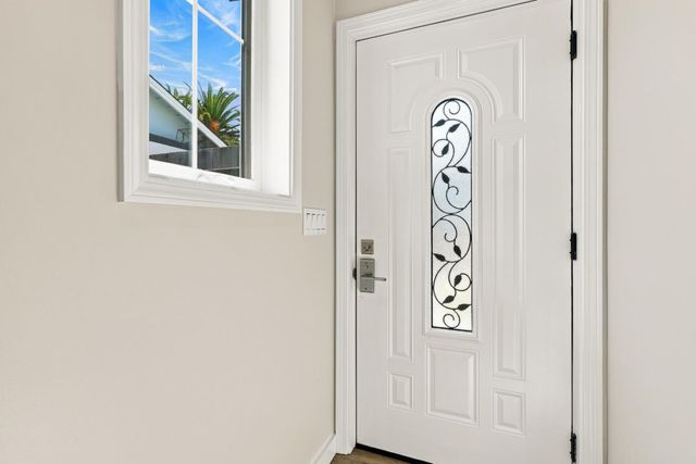 2973 Fair Oaks Avenue, Redwood City, CA 94063