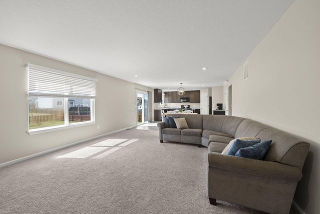 278 Rochdale Run, Delaware, OH 43015