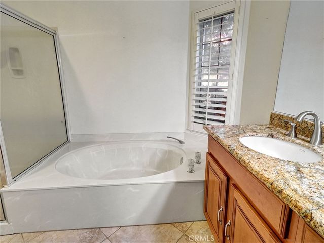 76871 Castle Court, Palm Desert, CA 92211