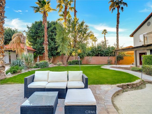 76871 Castle Court, Palm Desert, CA 92211