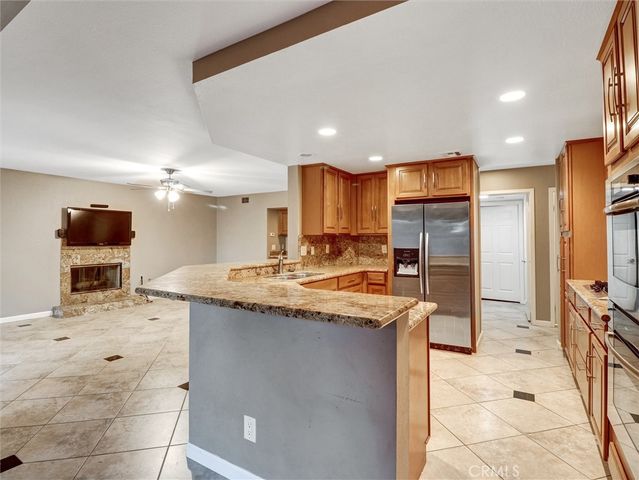 76871 Castle Court, Palm Desert, CA 92211