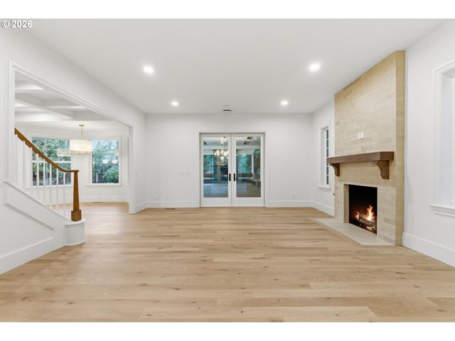 1415 S MILITARY Rd, Portland, OR 97219