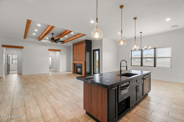 3291 Colina Court, Las Cruces, NM 88012