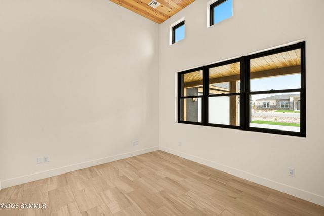3291 Colina Court, Las Cruces, NM 88012