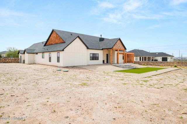 3291 Colina Court, Las Cruces, NM 88012