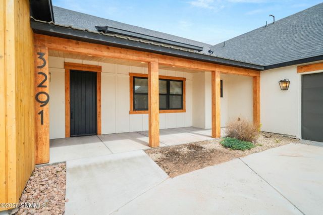 3291 Colina Court, Las Cruces, NM 88012