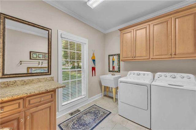 322 W Glenview Drive, Salisbury, NC 28147
