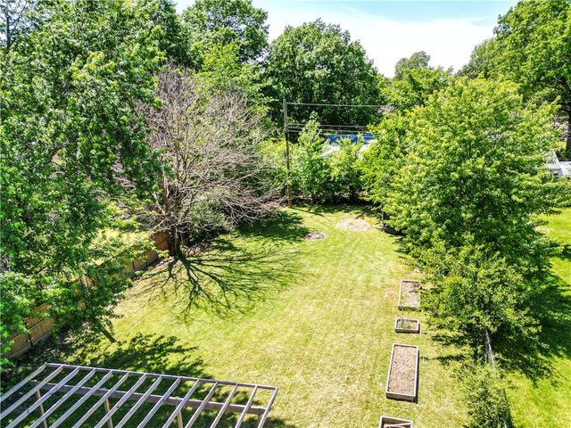 130 Pleasant Street, Springdale, AR 72764