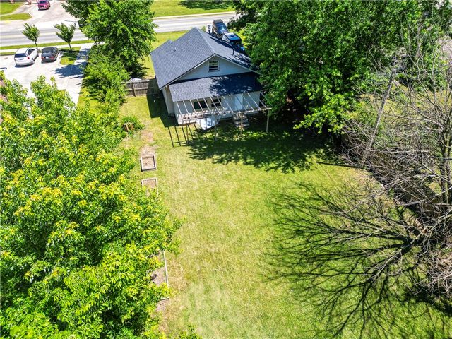 130 Pleasant Street, Springdale, AR 72764