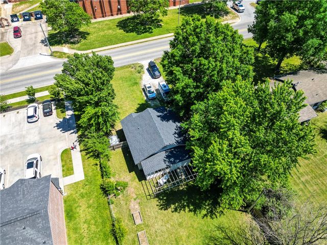 130 Pleasant Street, Springdale, AR 72764