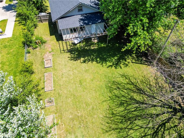 130 Pleasant Street, Springdale, AR 72764
