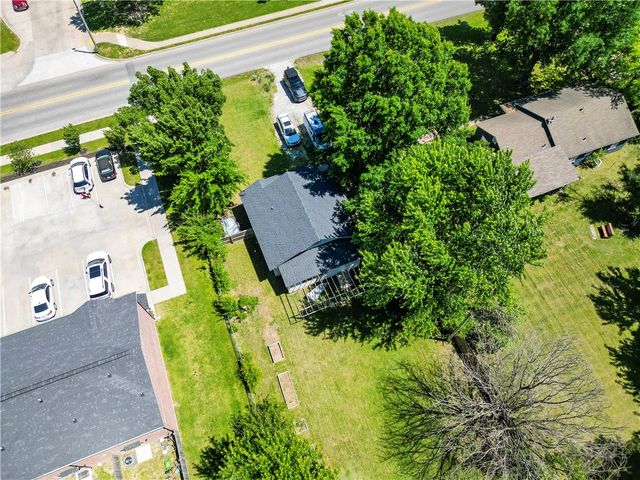 130 Pleasant Street, Springdale, AR 72764