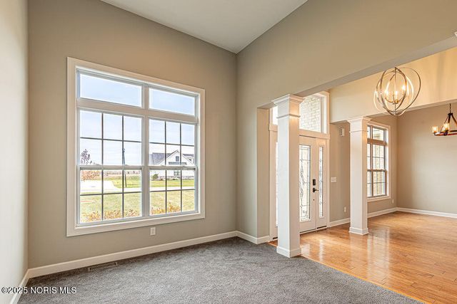 25231 John F Mccarthy Way, Perrysburg, OH 43551