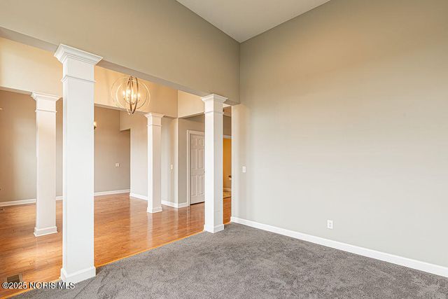 25231 John F Mccarthy Way, Perrysburg, OH 43551