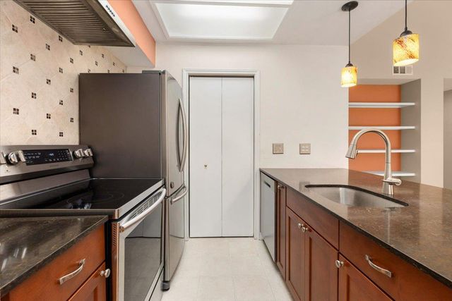 4711 Spicewood Springs RD 4-222, Austin, TX 78759