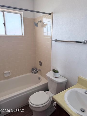 6640 W Drexel Road, Tucson, AZ 85757