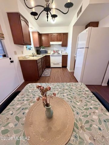 6640 W Drexel Road, Tucson, AZ 85757