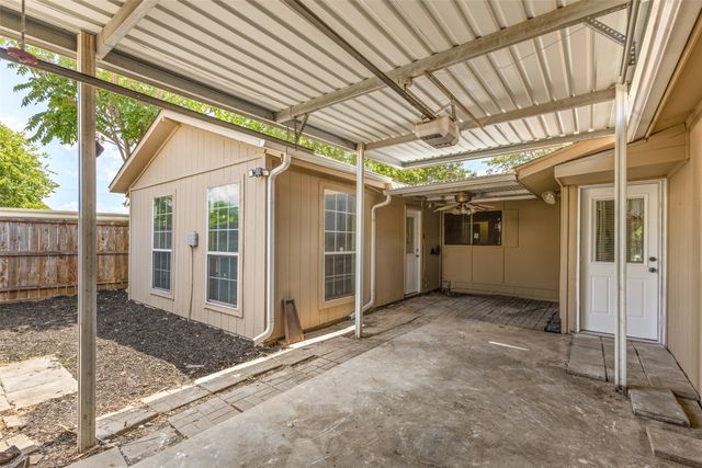 929 Meadow Mead Drive, Allen, TX 75002